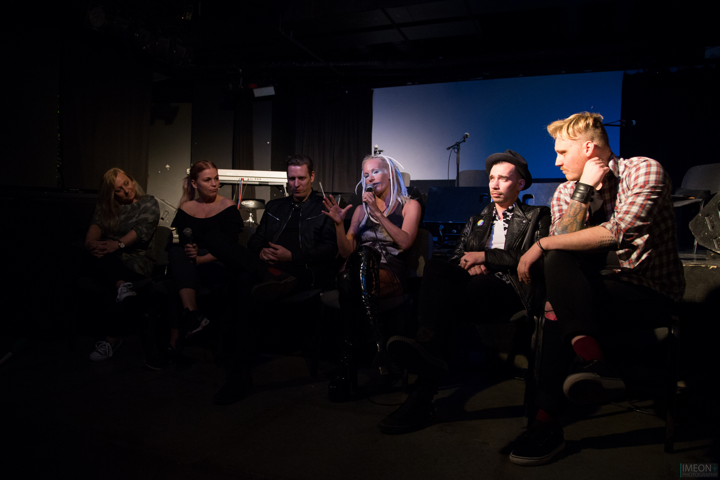 Sajtótájékoztató, 03.27. @Gödör Klub